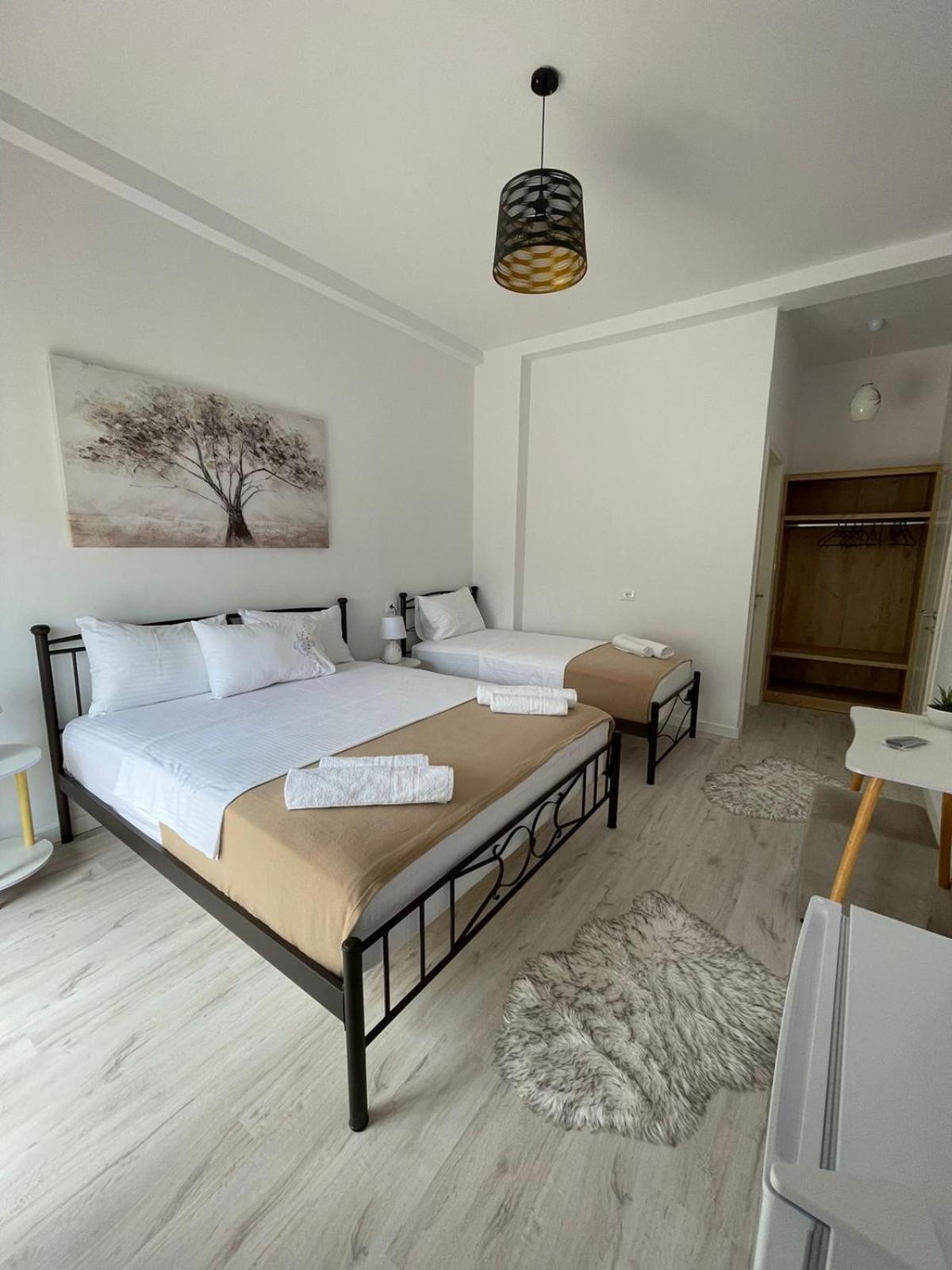 Ilvi Guesthouse Gjirokastër 외부 사진