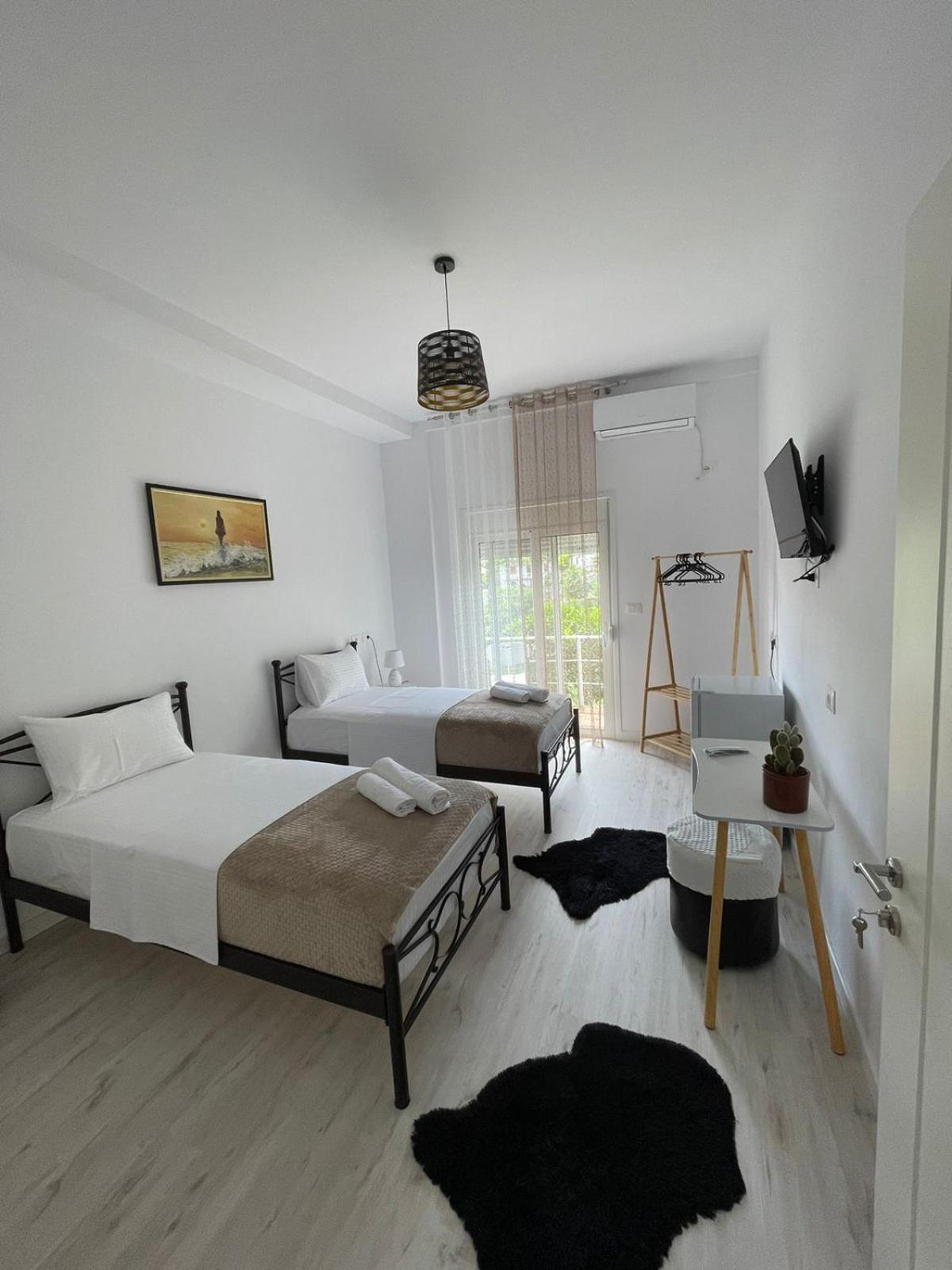 Ilvi Guesthouse Gjirokastër 외부 사진