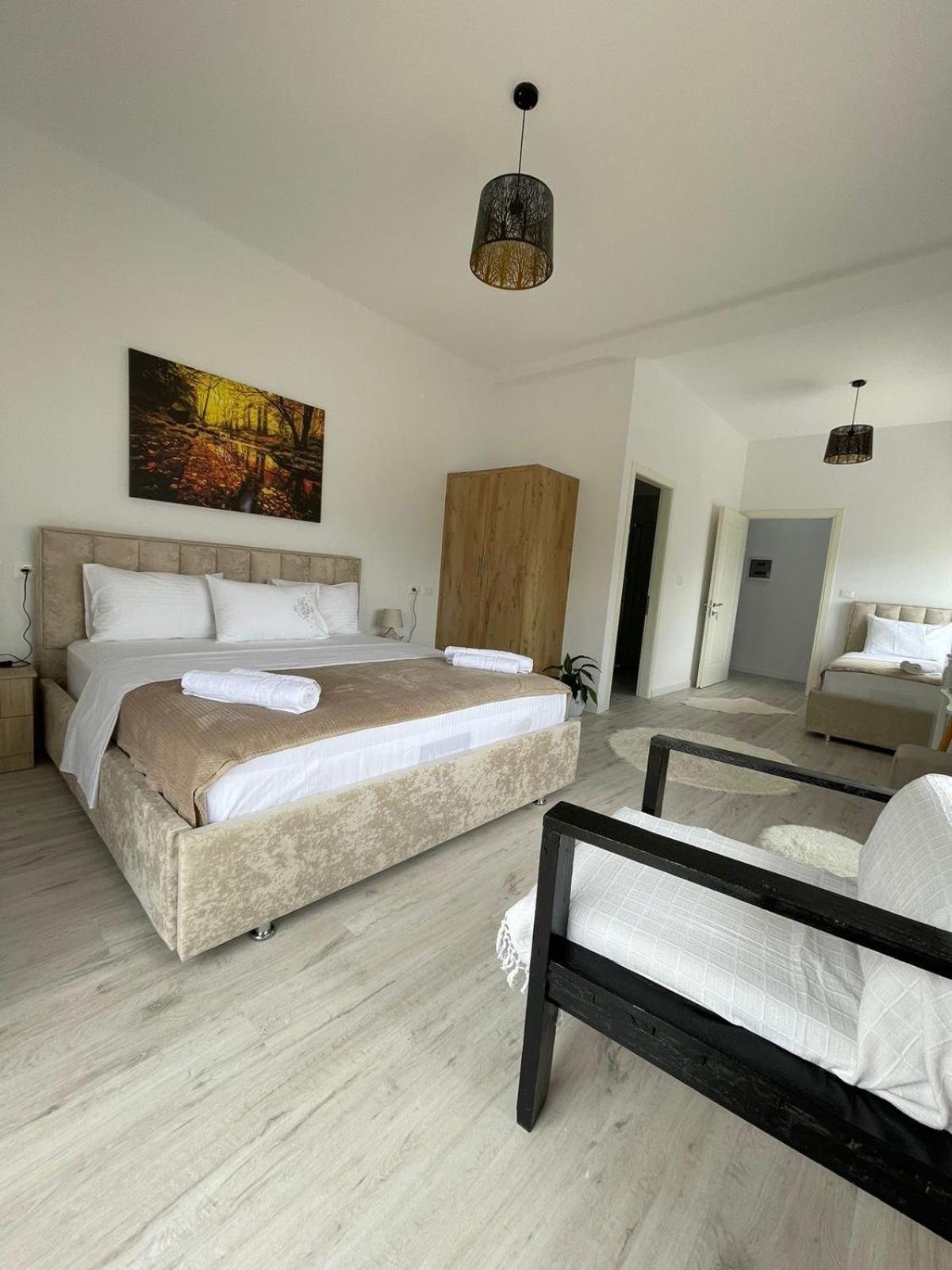 Ilvi Guesthouse Gjirokastër 외부 사진