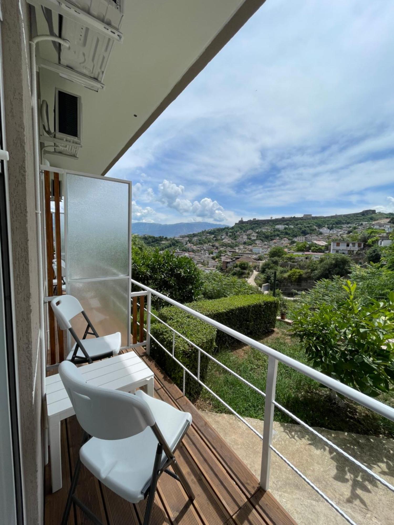 Ilvi Guesthouse Gjirokastër 외부 사진