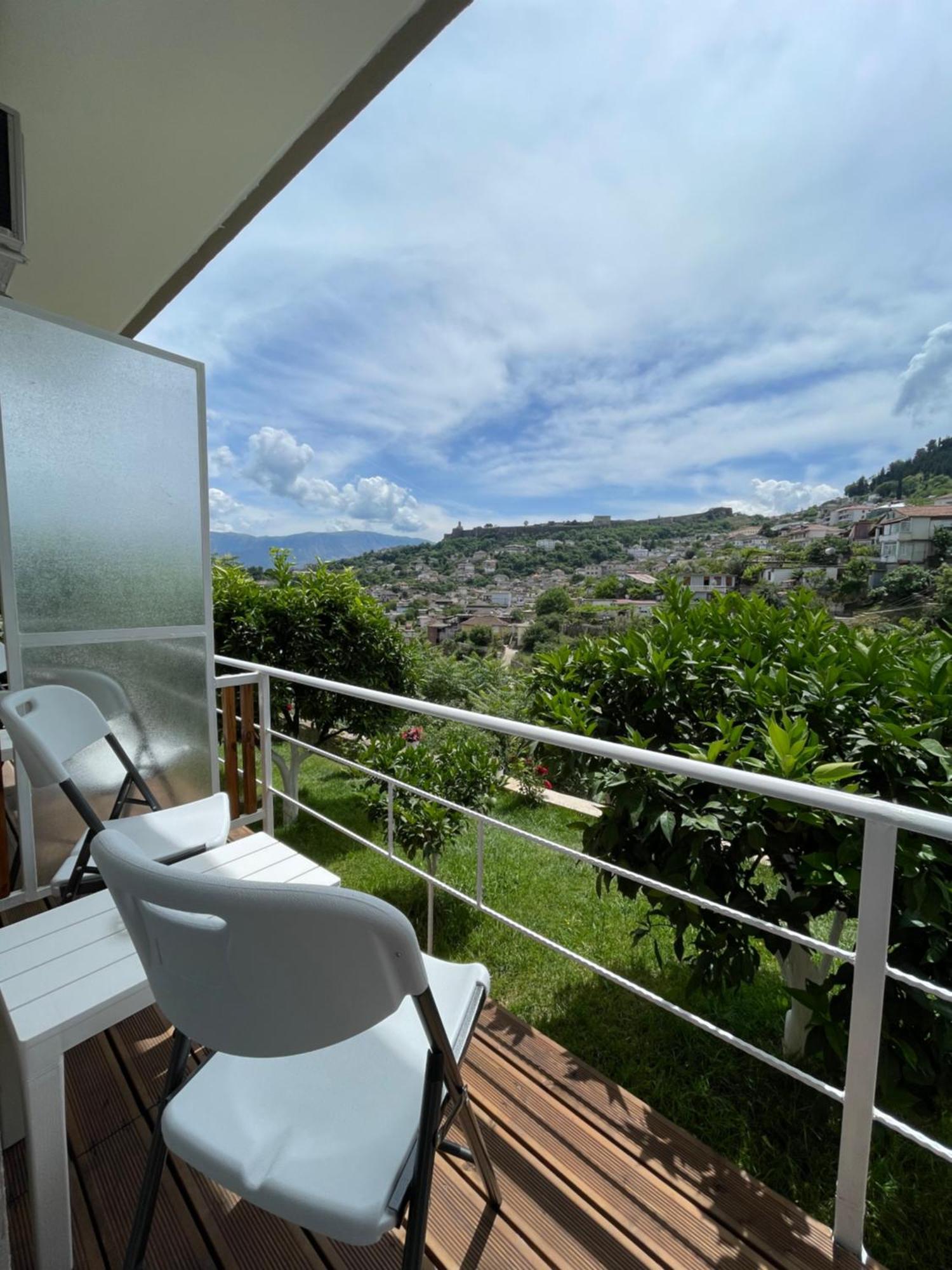 Ilvi Guesthouse Gjirokastër 외부 사진