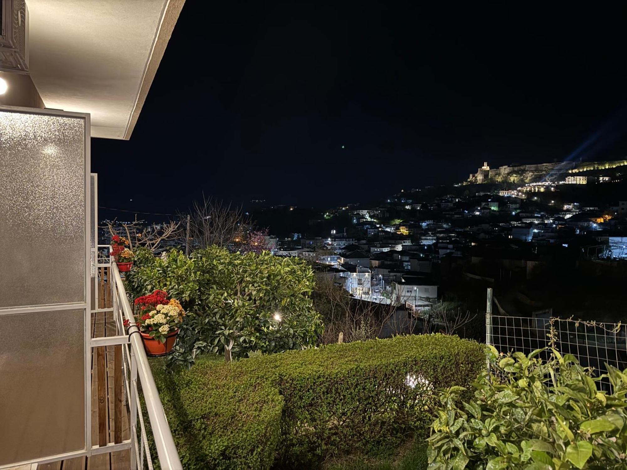 Ilvi Guesthouse Gjirokastër 외부 사진