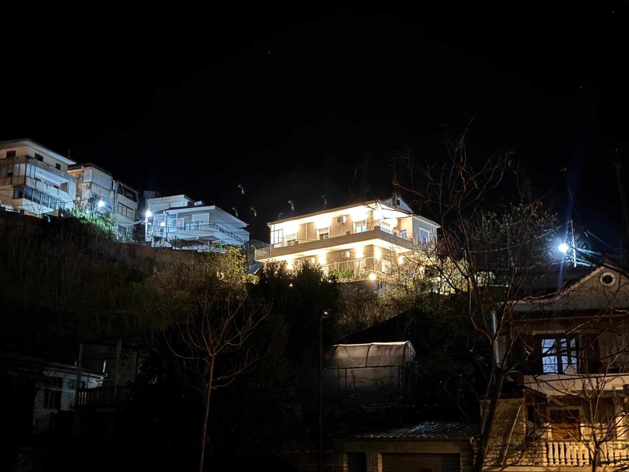 Ilvi Guesthouse Gjirokastër 외부 사진